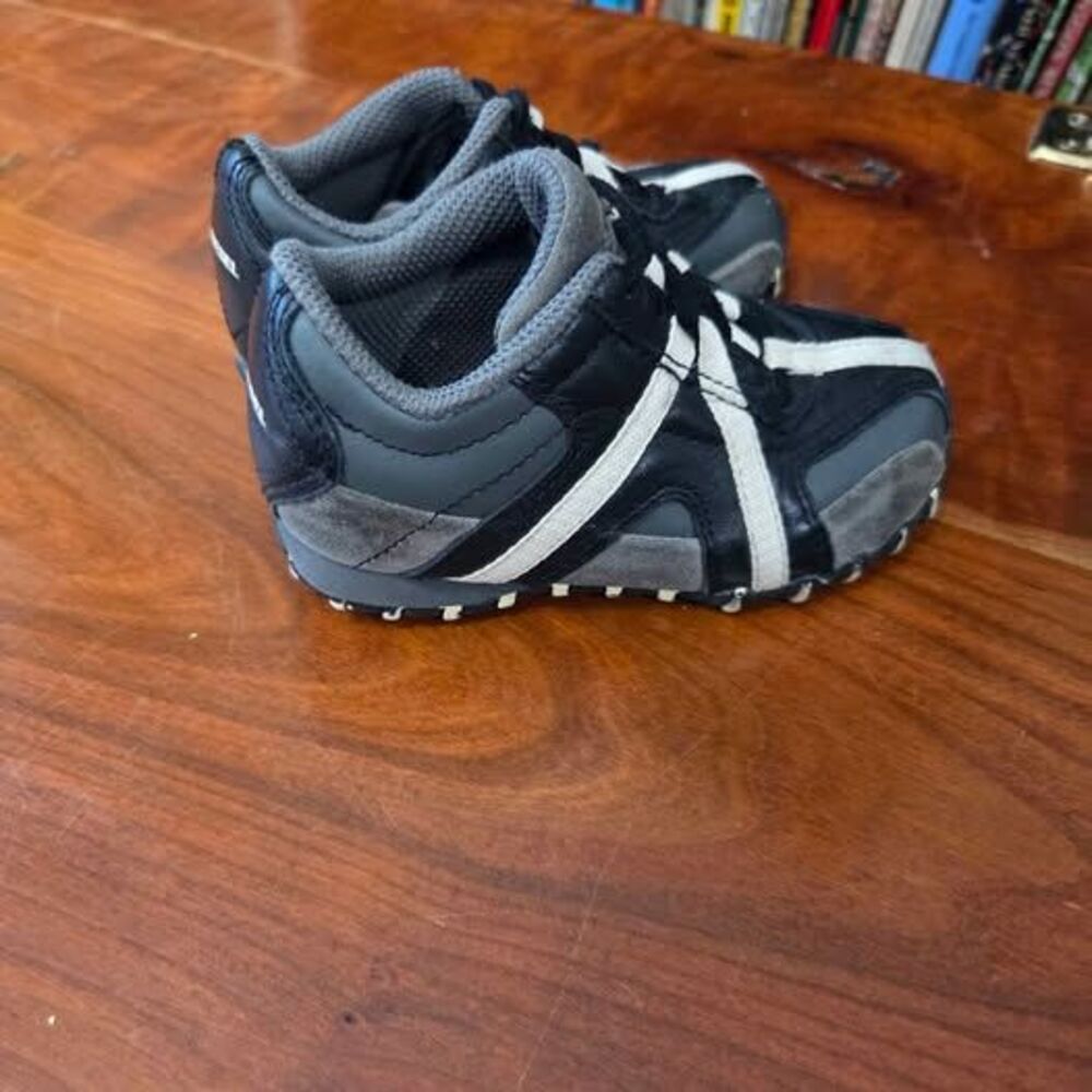 Diesel Toddler Sneakers sz 7